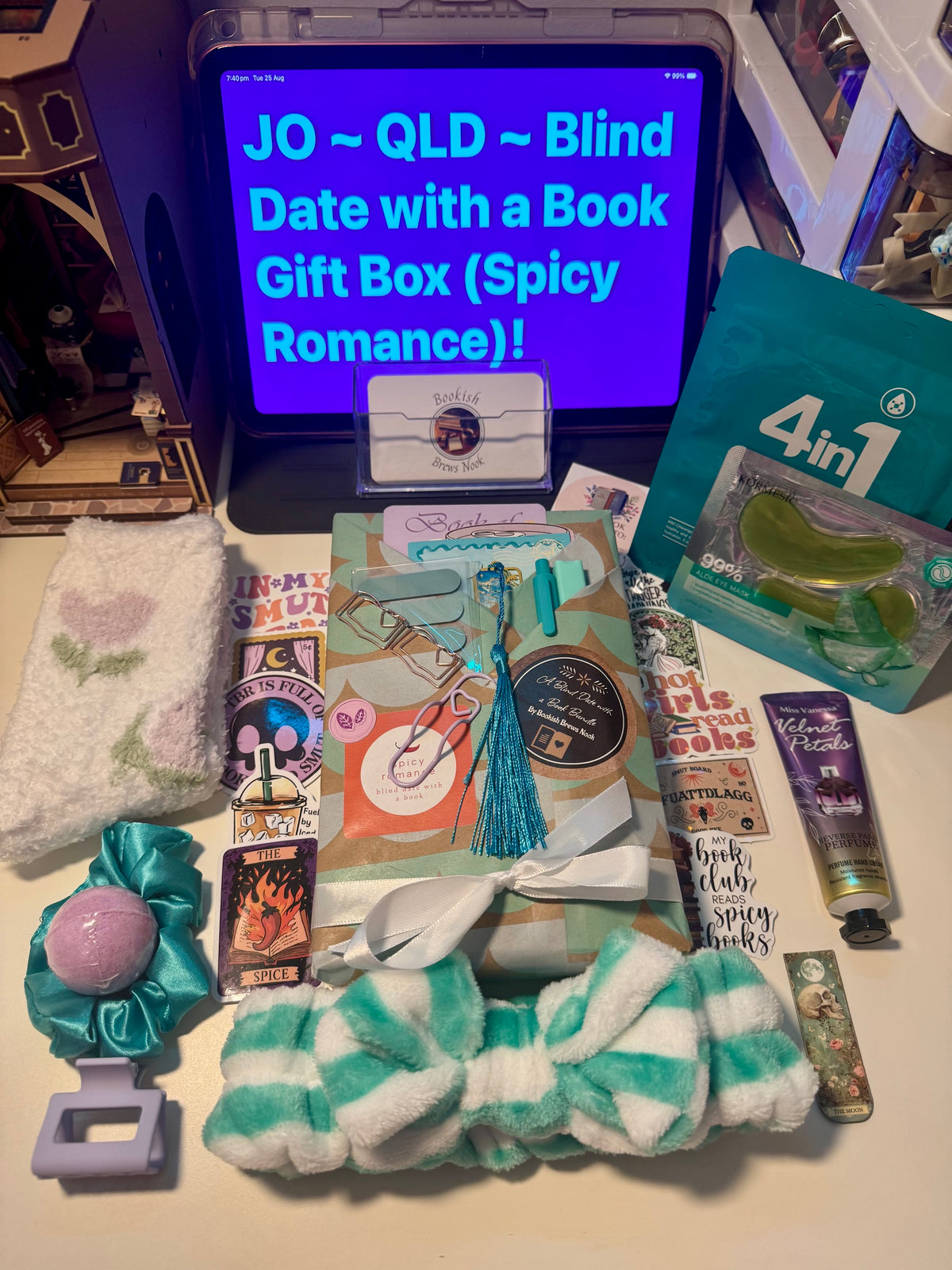 Blind Date with a Book Gift Boxes