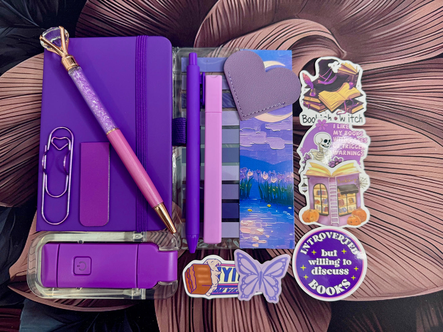 Small But Cute Bookish Bundles